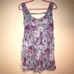 American Eagle | open back blouse